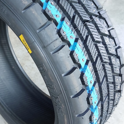 Tyres / Pneumatici / Pneus